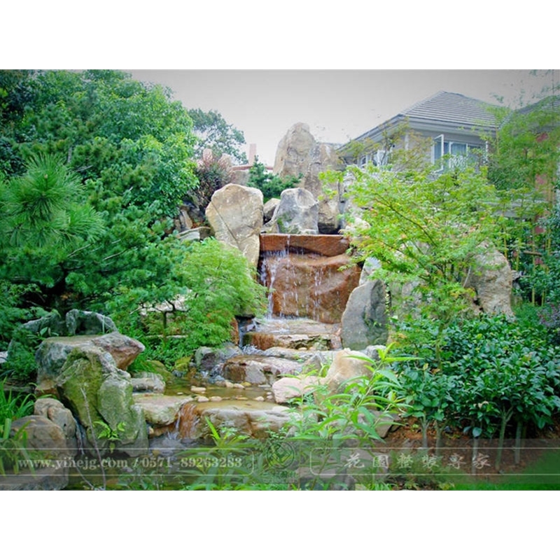 假山锦鲤鱼池